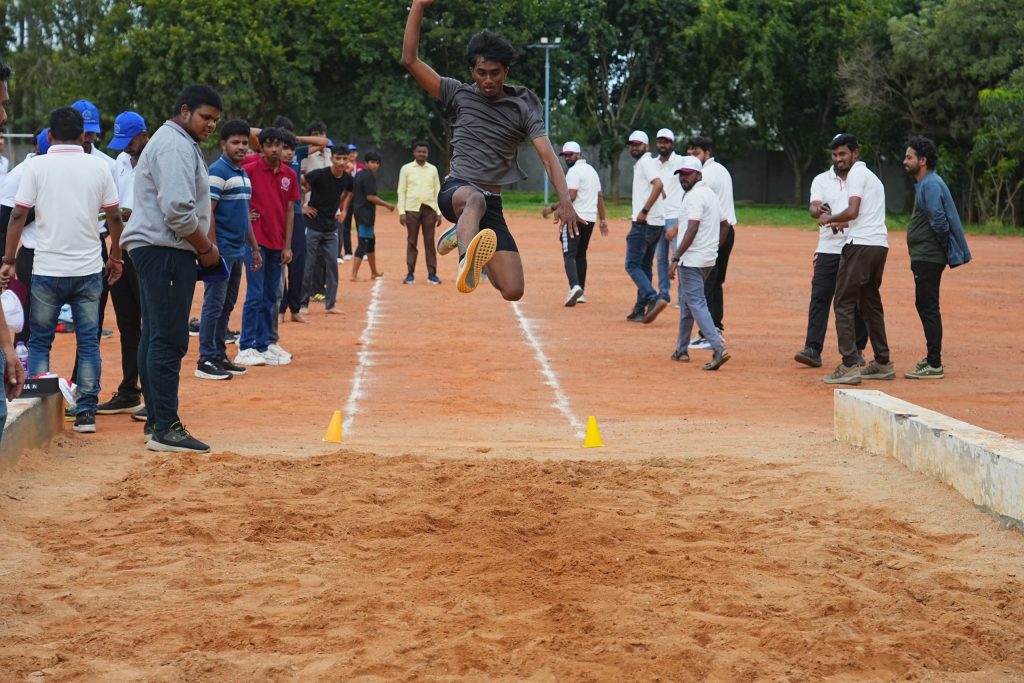 VED05146-1-scaled